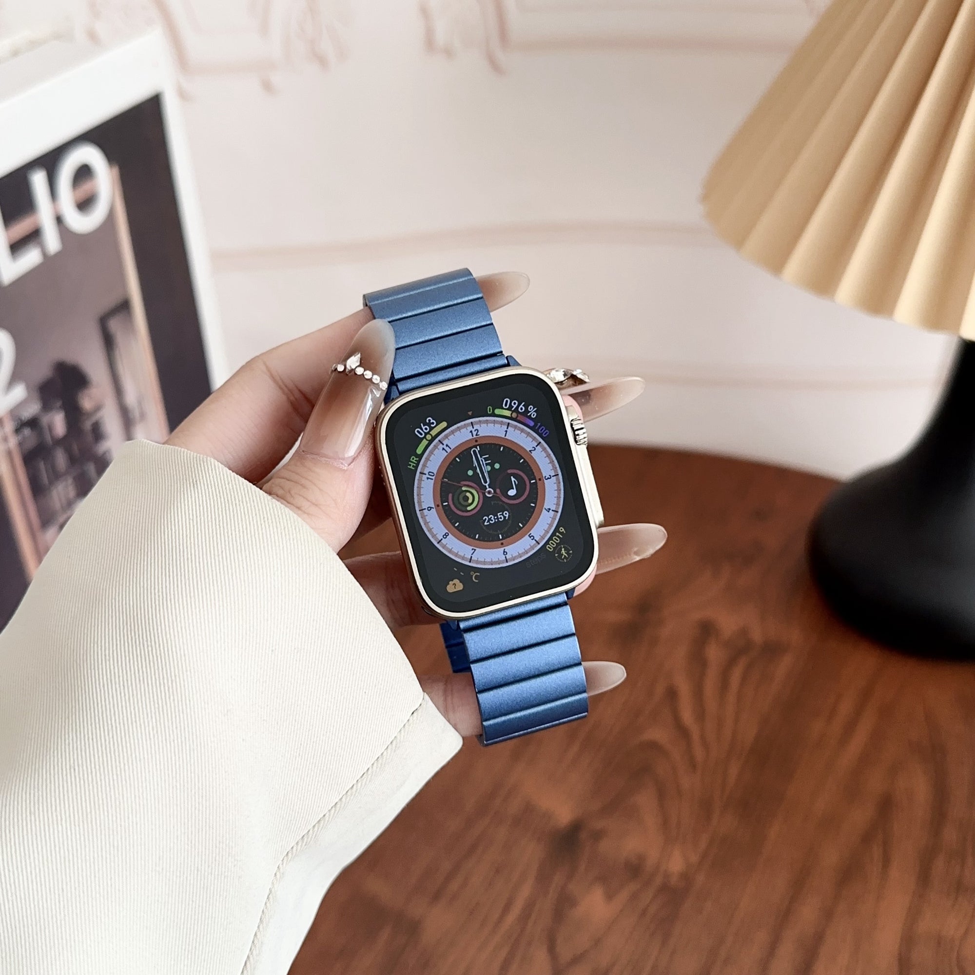 For Apple Watch Series 9 8 7 41mm / 6 5 4 SE (2022) SE (2023) SE 40mm / 3 2 1 38mm Magnetic Watch Band Stainless Steel Strap - Blue For Apple Watch Series 9 8 7 41mm / 6 5 4 SE (2022) SE (2023) SE 40mm / 3 2 1 38mm Magnetic Watch Band Stainless Steel Strap - Blue